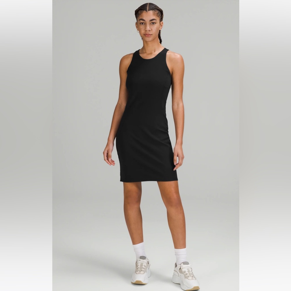 Lululemon slim fit dress